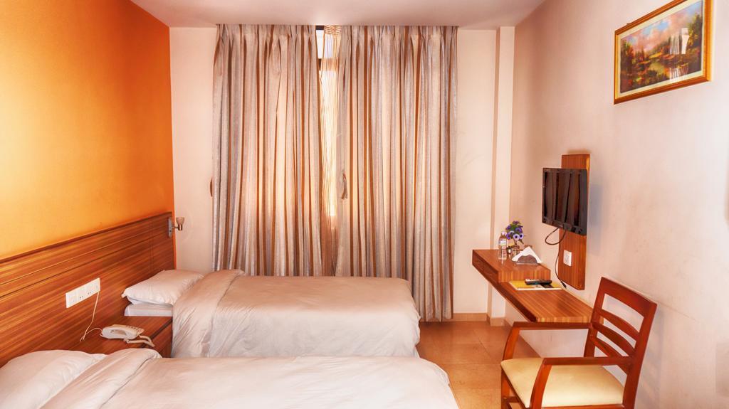 Aryal International Hotel Катманду Номер фото