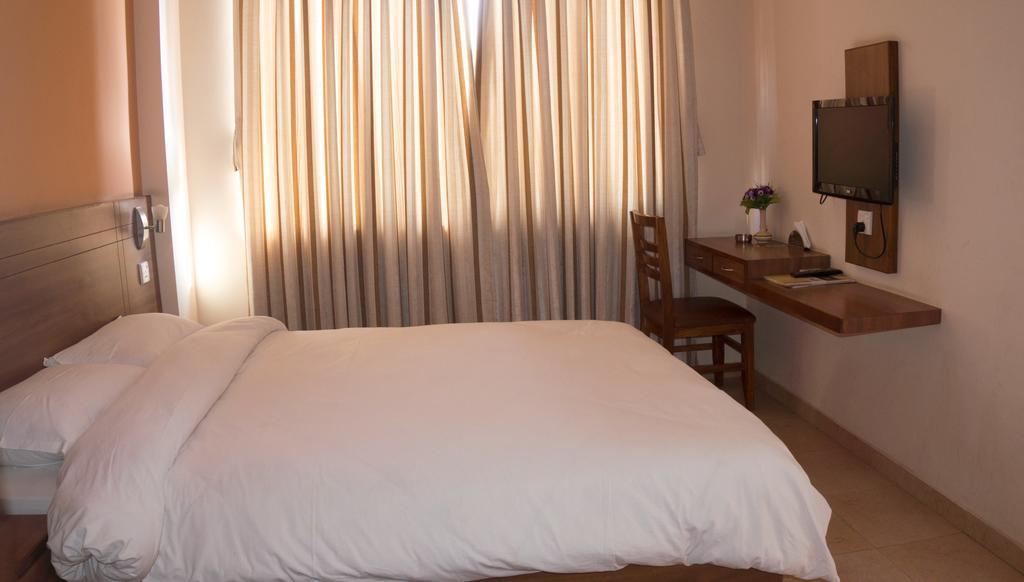 Aryal International Hotel Катманду Номер фото