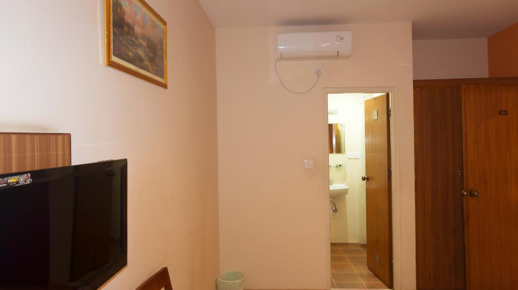 Aryal International Hotel Катманду Номер фото