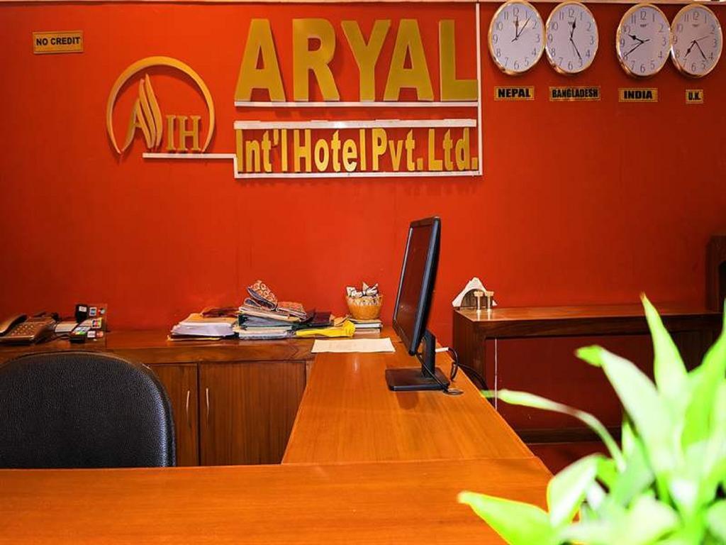 Aryal International Hotel Катманду Екстер'єр фото